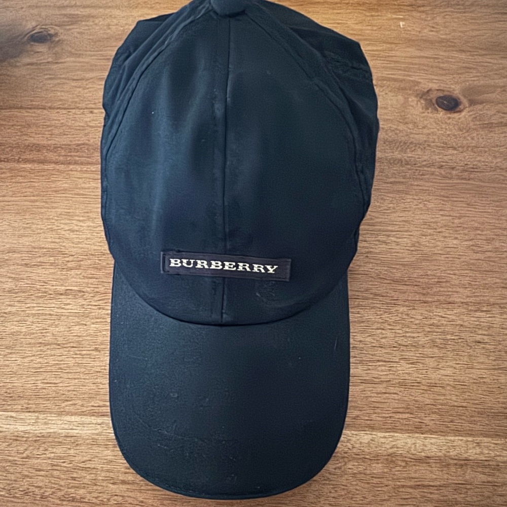 Burberry vintage golf hat